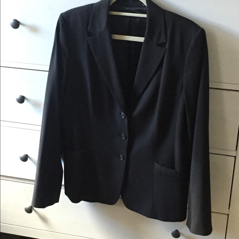 Tahari black pinstripe liked blazer, size 14